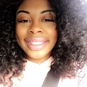 Meet your Posher, Erica